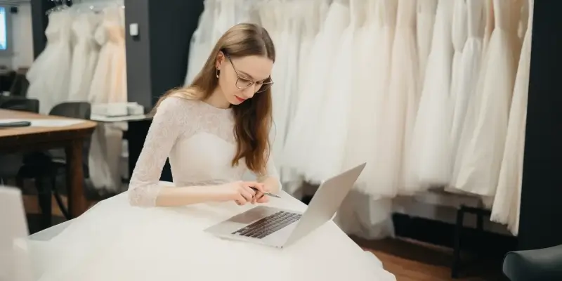 Jak zmienia się moda ślubna?